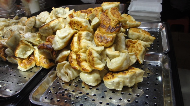 Potstickers at Dongmen Market